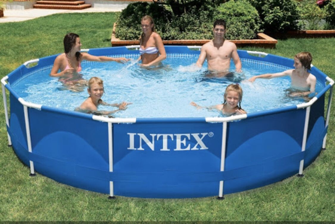 Intex 12ft x 30in Metal Frame Swimming Pool