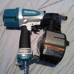 Makita Coil Nailer Air .. 