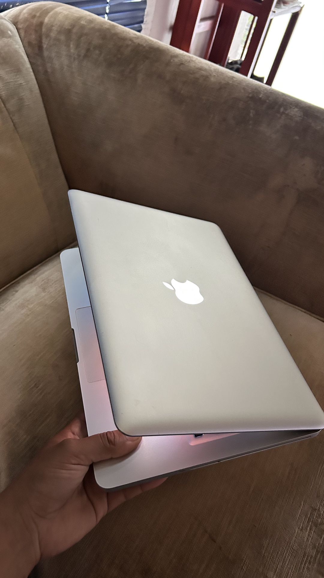 Apple MacBook Pro 13” Intel I5 Processor 8GB RAM 256GB...