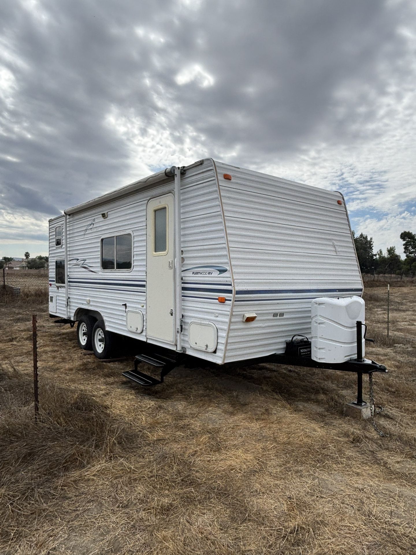 2000 Fleetwood Prowler
