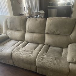Recliner couch