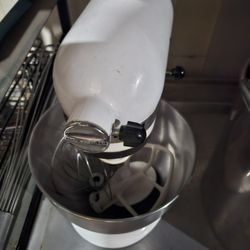 Kitchen Aid Mixer