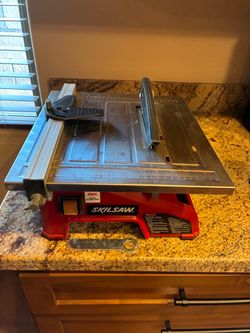 SKILSAW Compact Table Saw
