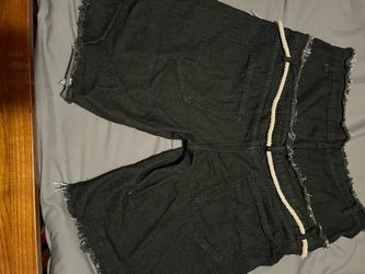 Designer short jeans