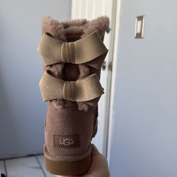 Ugg Bailey Bow