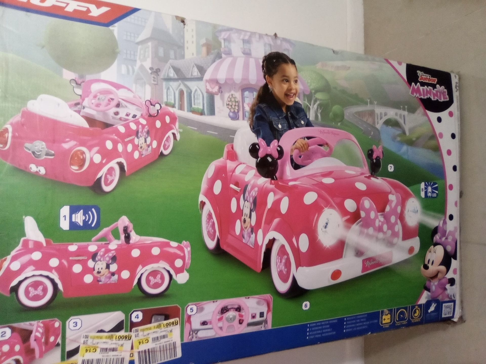 Minnie Mouse car - new