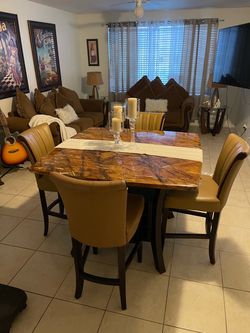 Dinning table
