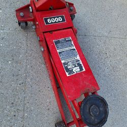 Big Red Floor/Car/Truck Jack