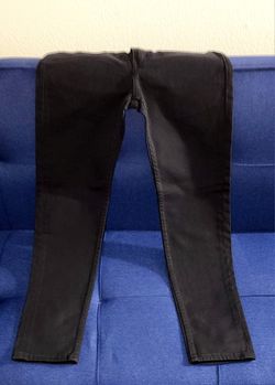 Mens Levis 510 Skinny Jeans. Black. New Without Tags. It's AVAILABLE