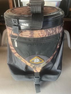 Traveling cooler