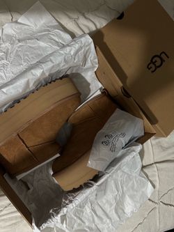 UGG Chestnut Ultra Platform Boots Size 5
