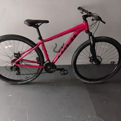 BICYCLE TREK 21 SPEED SIZE 29 BRAND NEW 
