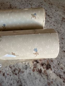 Vintage Wallpaper Tulip Rolls