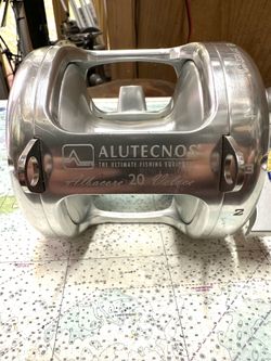Alutecnos Albacore 20 Veloce Fishing Reel - Like New