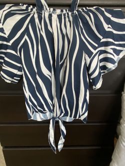 NWT Ladies fashion Blouse