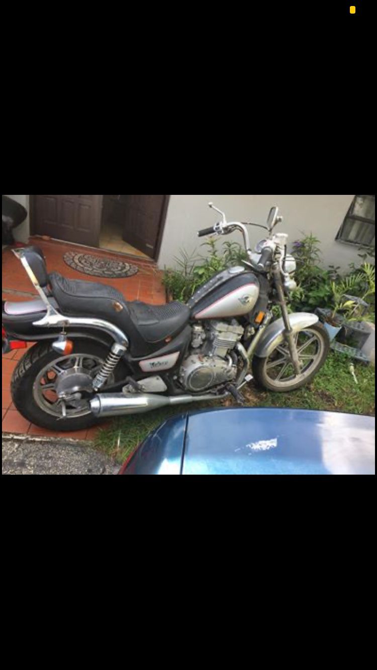 MOTORCYCLE [Kawasaki Vulcan 1995]