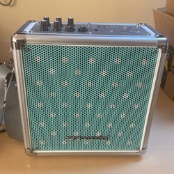 Pure Acoustics Amplifier With Microphone