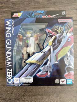 Bandai Wing Gundam Zero XXXG-00W0 Action Figure