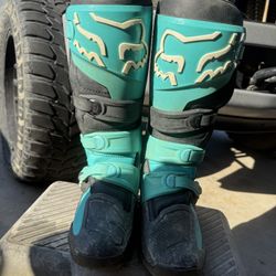 Dirt Bike Boots