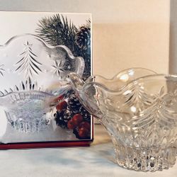 MIKASA Crystal 6” Christmas Candy/Nut Footed Bowl - NEW