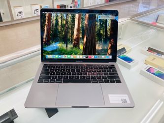 MacBook Pro 2019 16gb ram 512gb ssd 13”