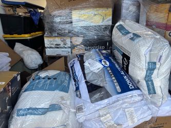 Costco pillows, beauty rest Sealy memory rest more