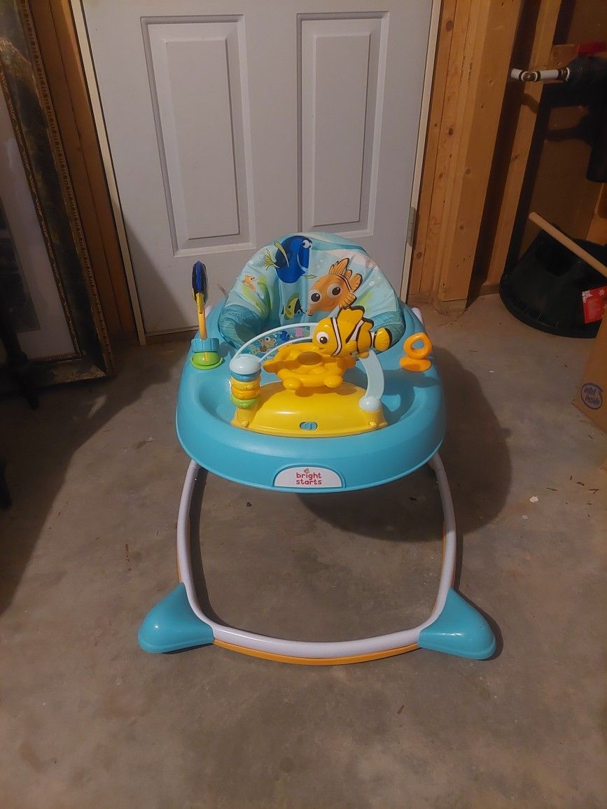 Finding Nemo Disney Bright Starts Walker