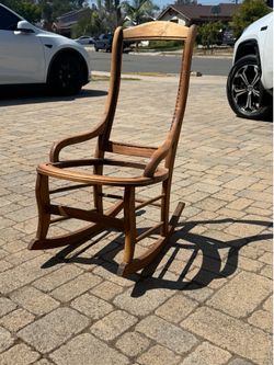 Lincoln rocker - needs caning