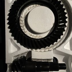 Dana 44 4:56 Ring and pinion Front and Rear Sets