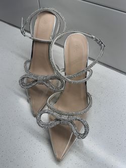 Clear bow heels Anne Michelle Size 8