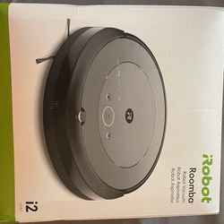 New Open Box iRobot Roomba I2. Never Used for Sale in Thousand