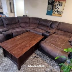🛋️ FREE! Extra-Large Brown Reclining Sectional Couch - Must Go TODAY!