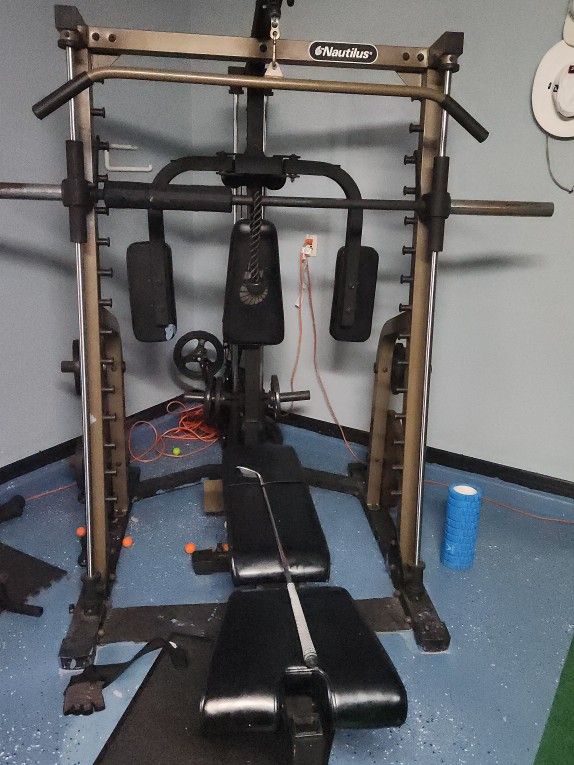 Smith machine with weights