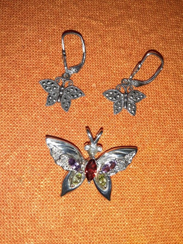 ORIENTAL DECOR 925 SILVER GEMSTON BUTTERFLY EARRING AND PENDANT SET 