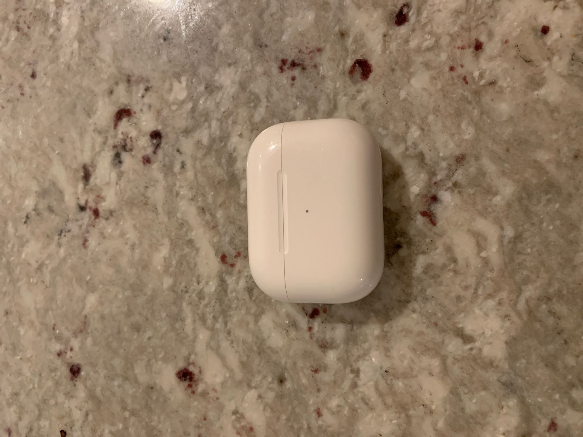 AirPod pro (left ear only)