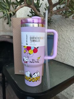 Snoopy 40 oz Tumbler Balloons NEW