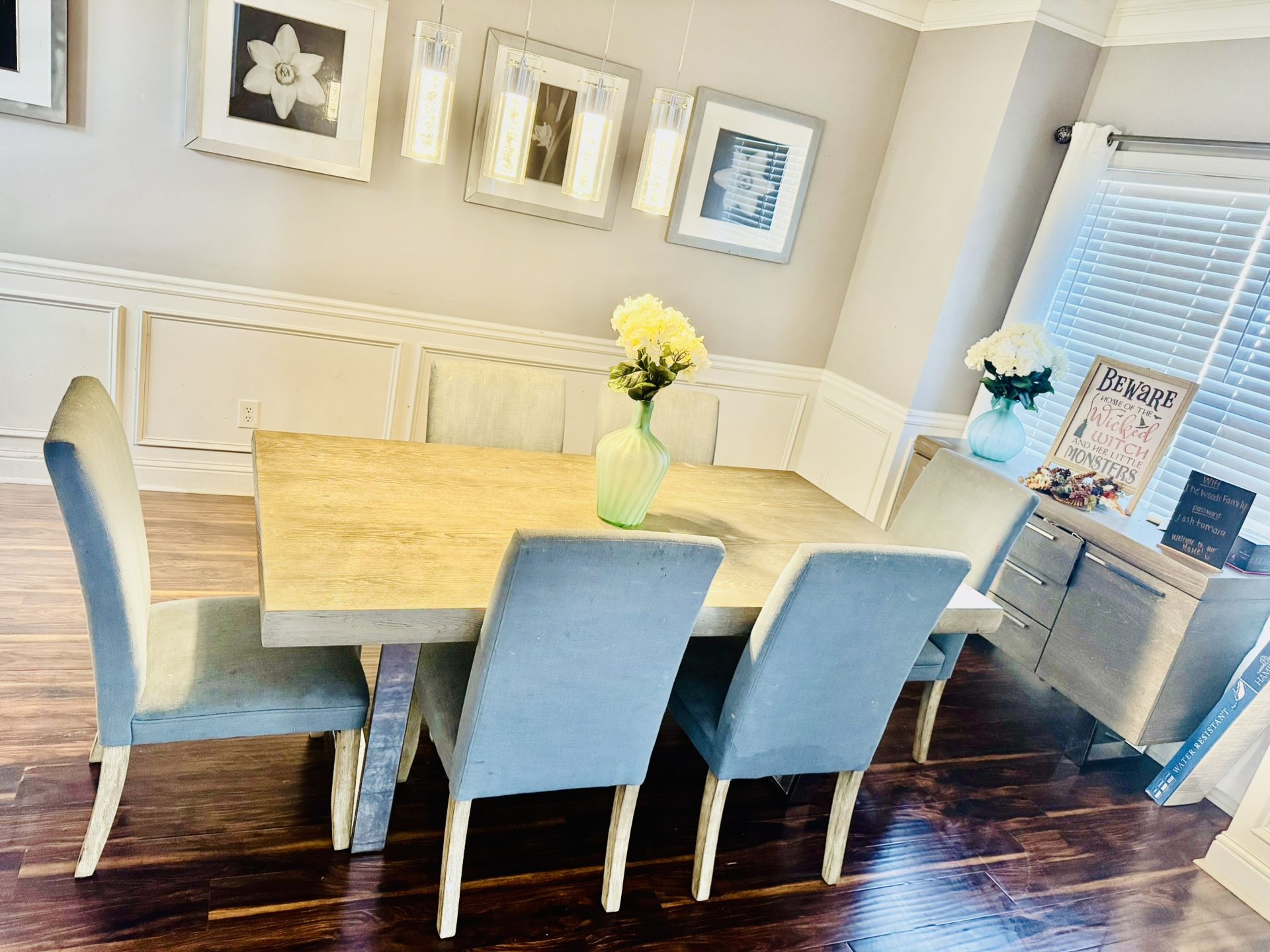 Dining Room Table & Dresser Set – Great Condition!