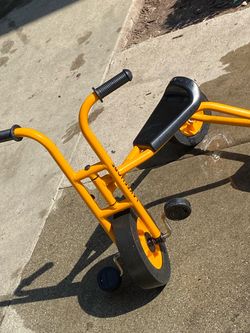 LAKESHORE KID TRICYLE BIKE