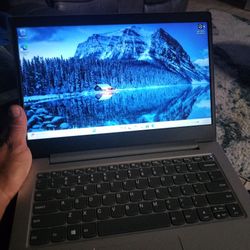Lenovo Laptop 