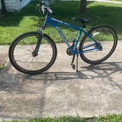Schwinn GTX3 Hybrid Bike