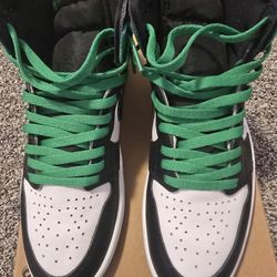 Jordan 1 Retro (Lucky Green) Size 10