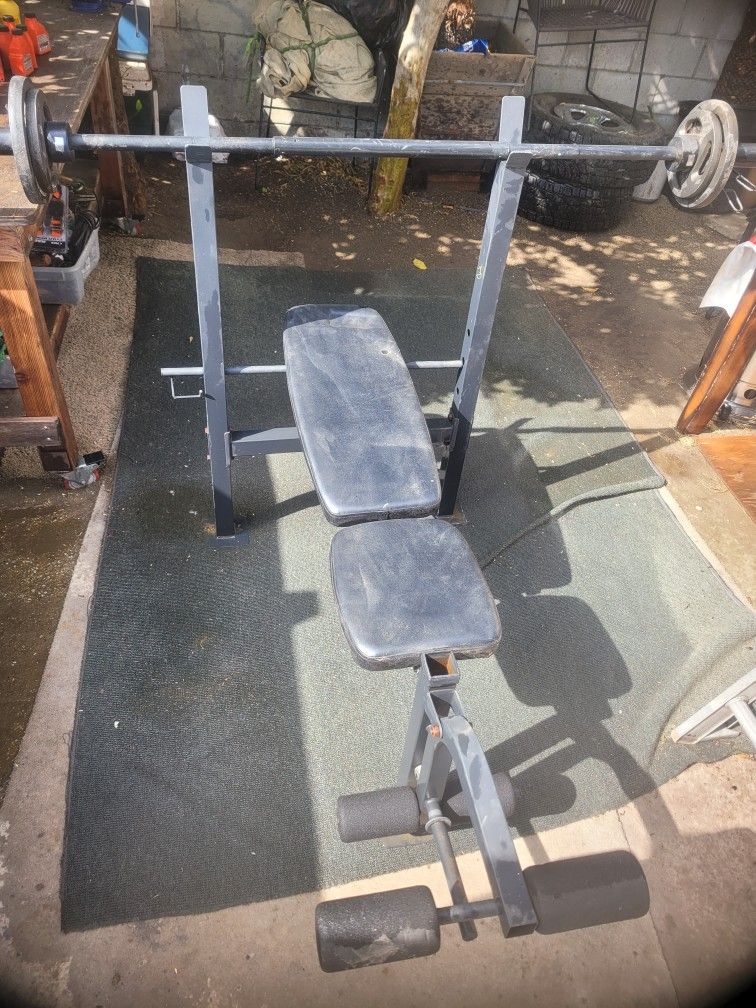 Weight Bench