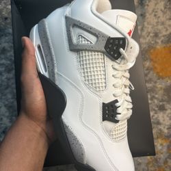 Air Jordan retro 4 White Cement Size 12