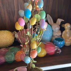 ceramic Easter Bunny/ Egg Holder /foam Hanging Eggs/tree 