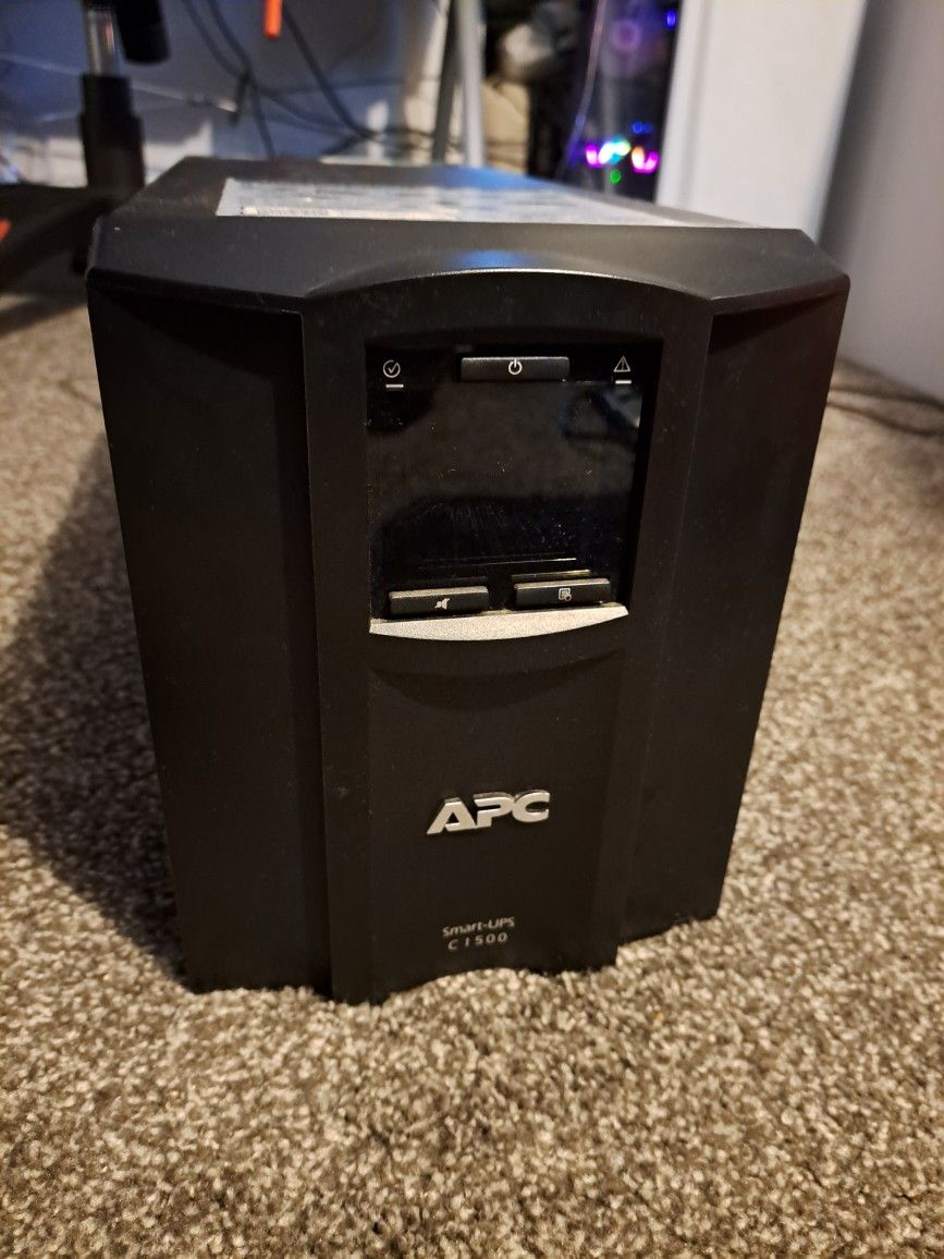 APC 1500VA Smart UPS with SmartConnect