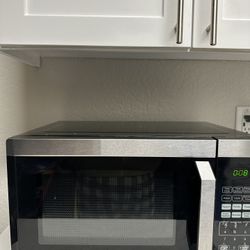 Black & Decker microwave 