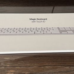 BRAND NEW Magic keyboard with TouchID (NumPad)