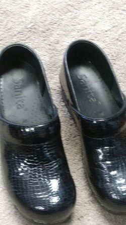 Sanita black wedge shoes Sz 40