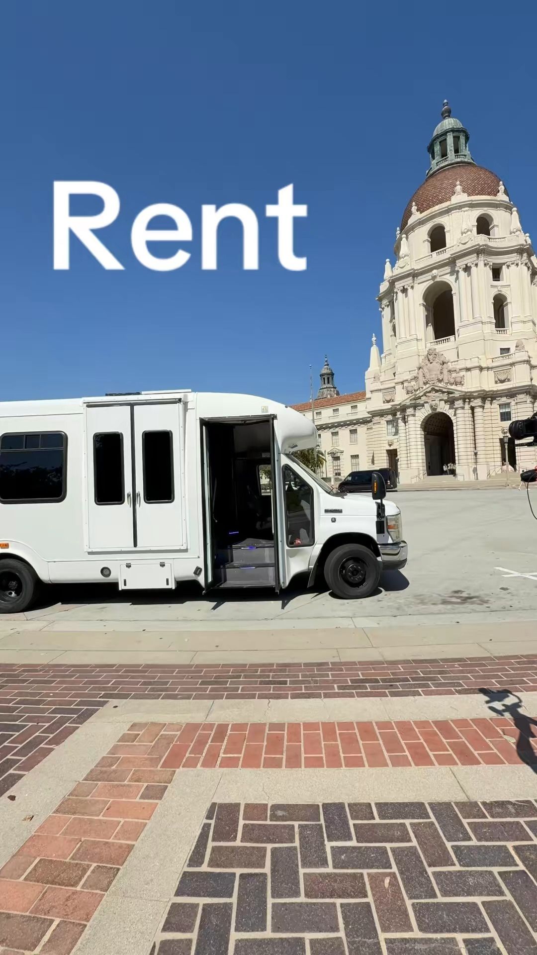 Ford 2012 Bus- Xv- Birthday Party-White Quinceañera