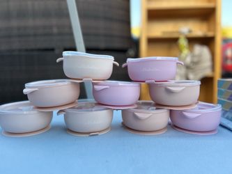 Brand new 9pk baby bowls with suction / silicon bowls for kids/ babies/ toddlers